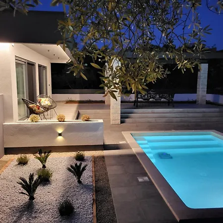Bucko - Holiday home