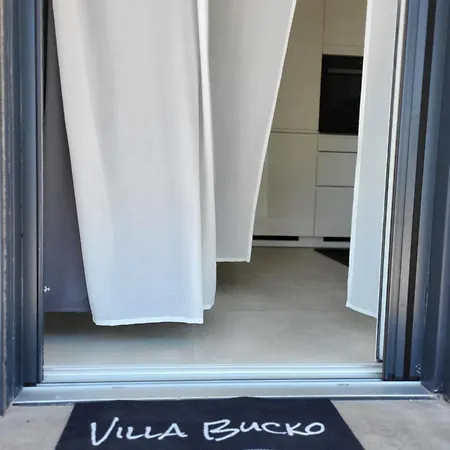 Bucko - Holiday home